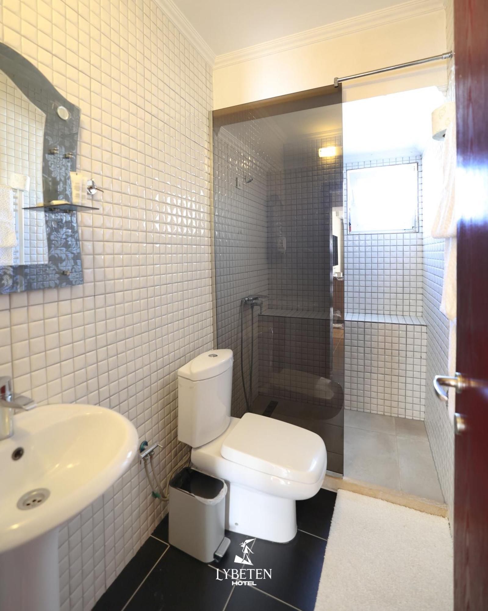 Hotel Lybeten Ferizaj Dış mekan fotoğraf
